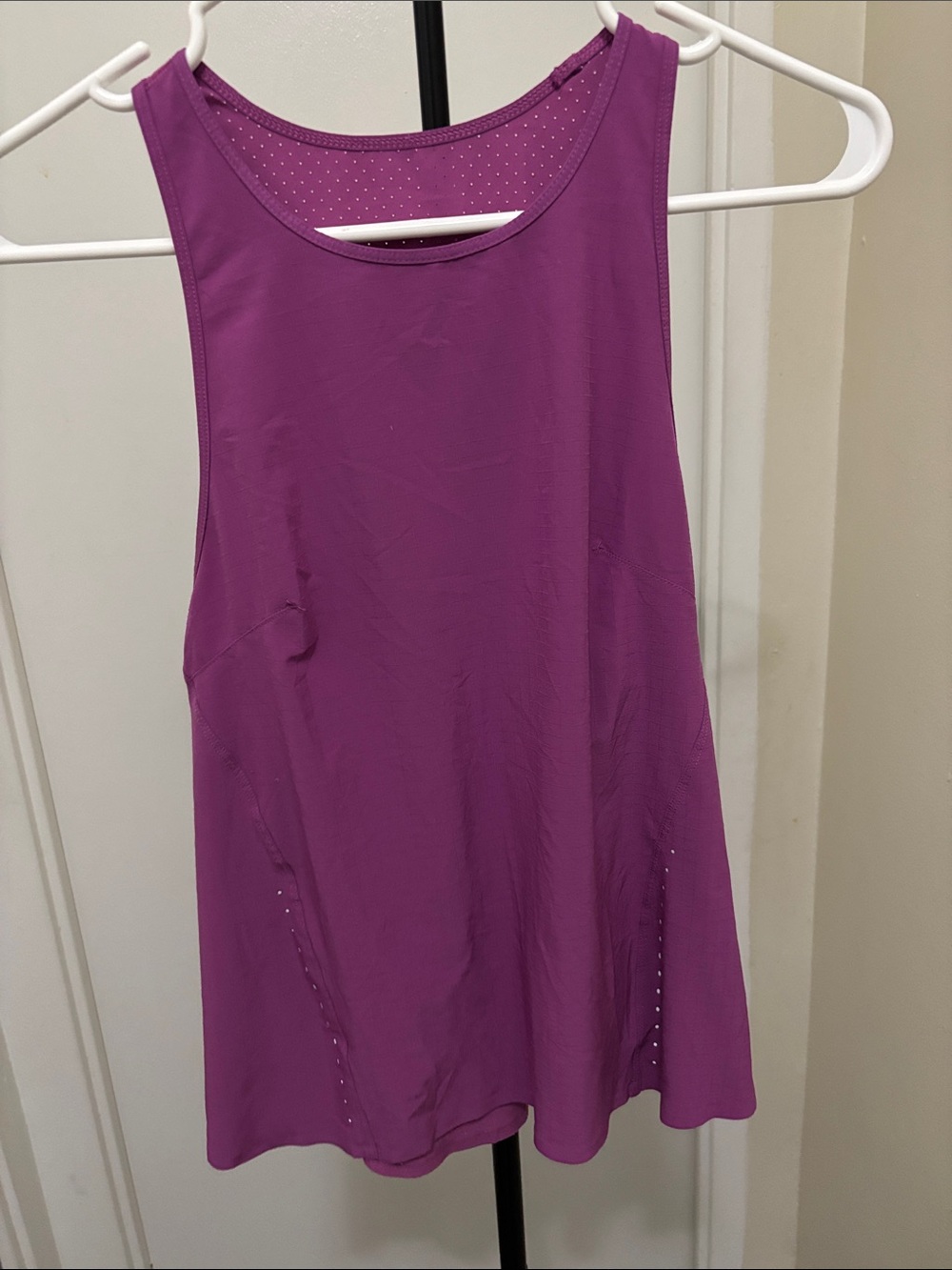 Lululemon Women’s Purple Athletic Tank Top